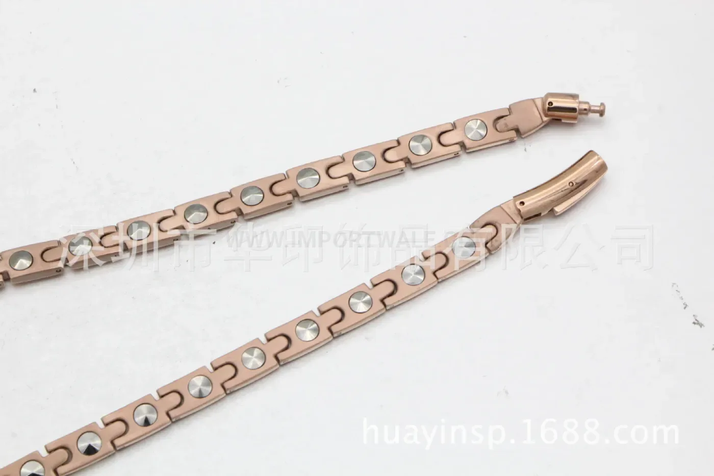 Designer Round Clasp Titanium Bio Magnetic Chain Necklace