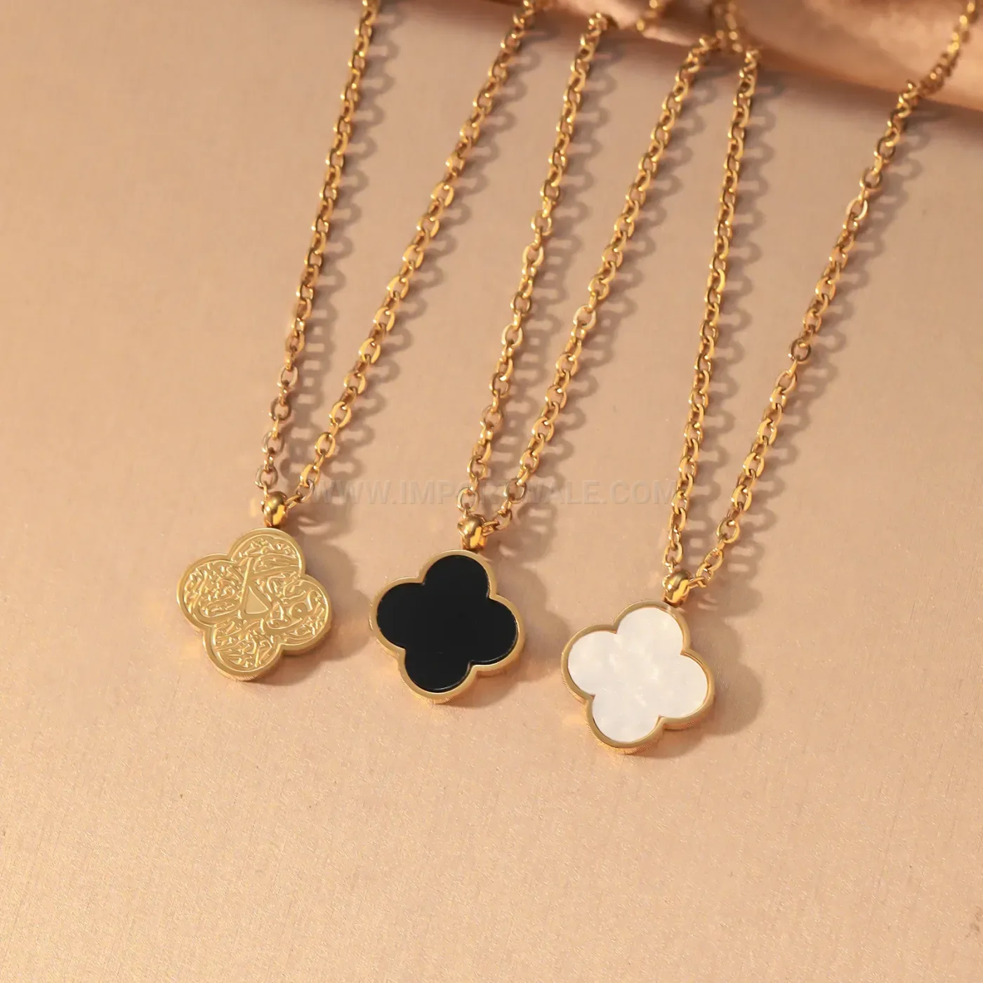 Gold Plated Stainless Steel Double-Sided Clover Islamic Calligraphy Necklace