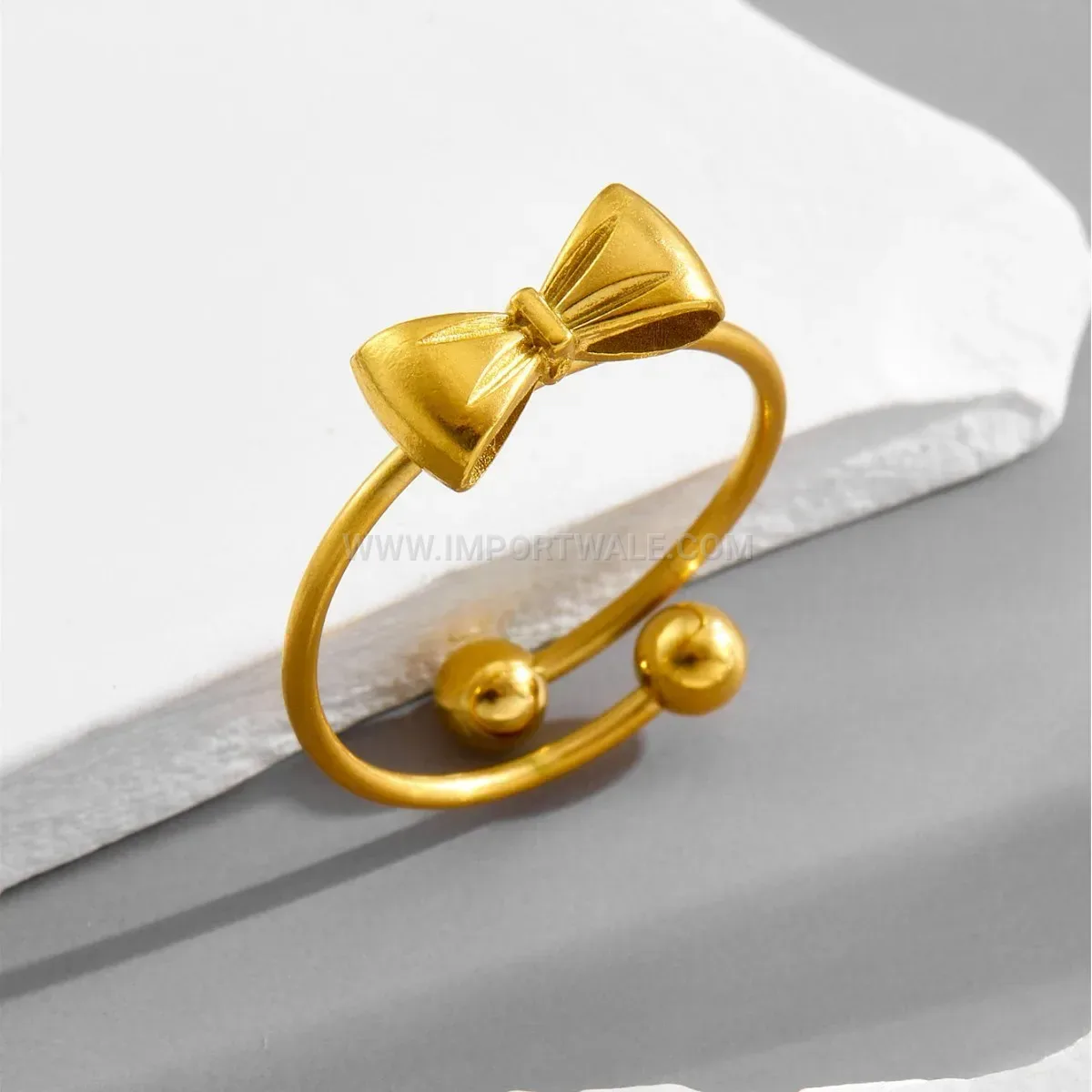 Delicate Bow Titanium Steel Adjustable Ring