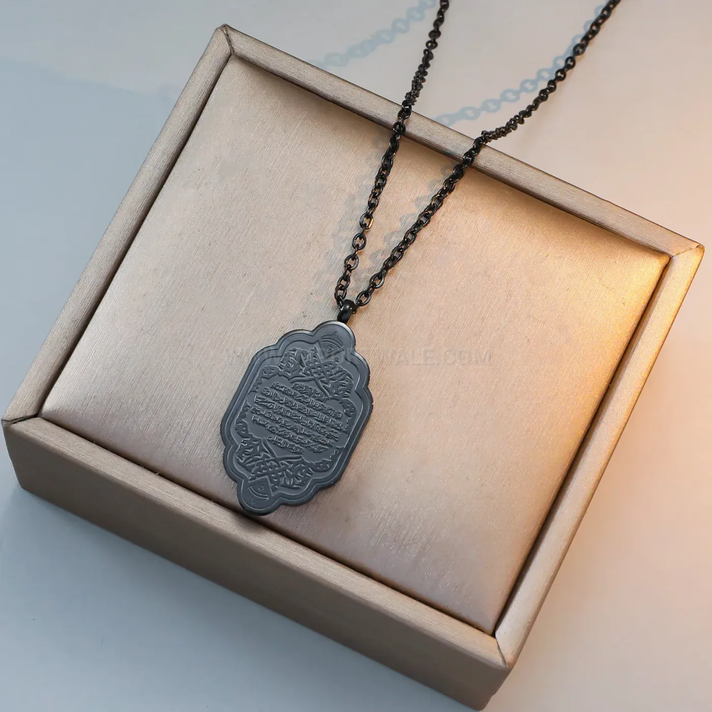 Modern Islamic Ayat Al Kursi Gold Plated Stainless Steel Script Pendant Necklace