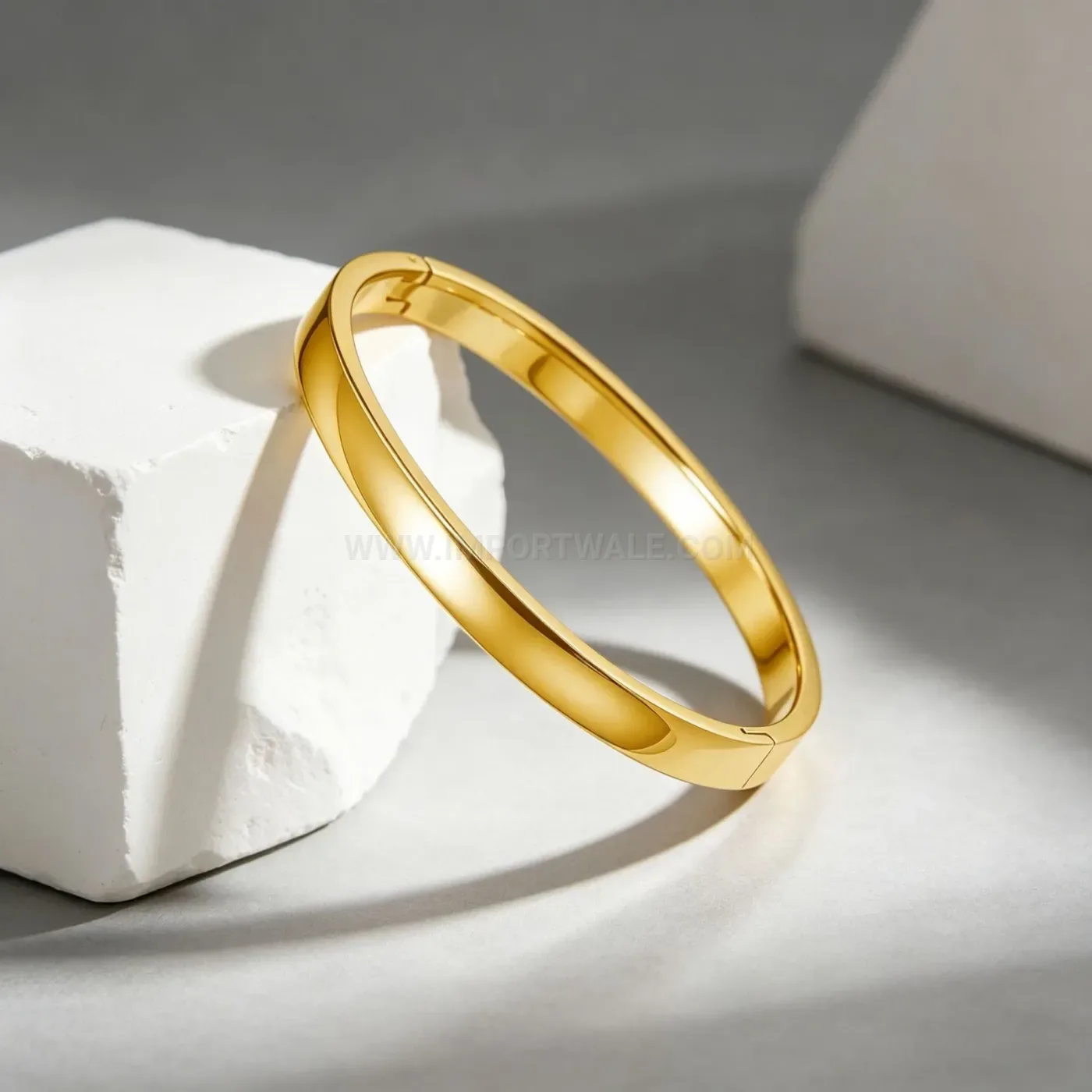 Mirror-Polish Stainless Steel Minimalist Clasp Bangle