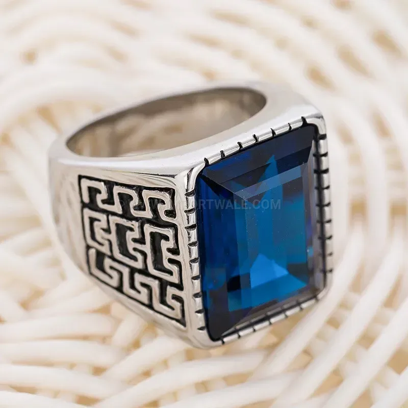 Chic Vintage Inlaid Gemstone Stainless Steel Band Ring