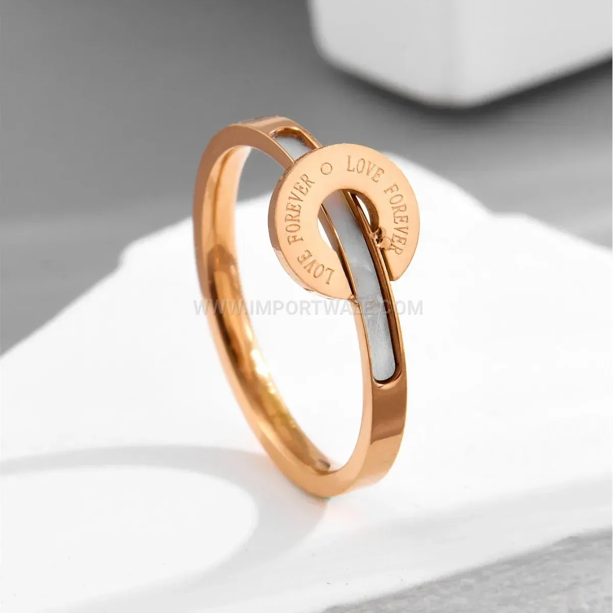 Rose Gold Titanium Steel Shell Disc Ring