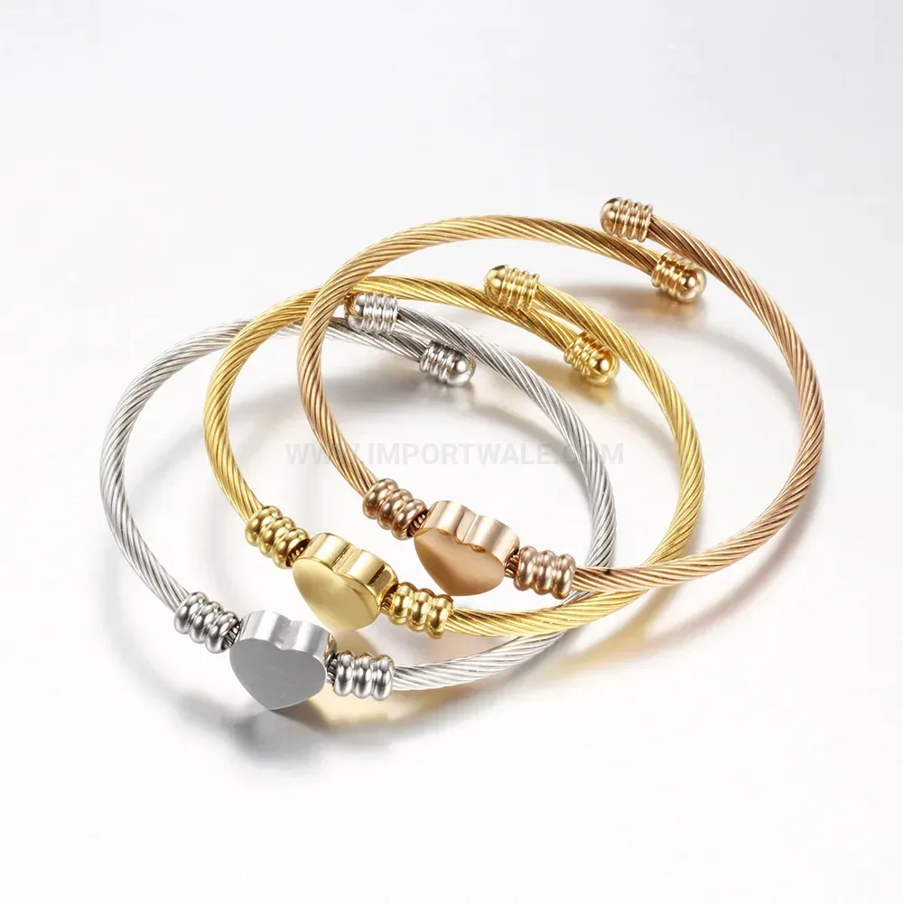 Fashion Stainless Steel Open Cable Wire Heart Motif Bangle