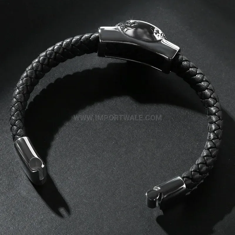 Trendy Royal Skull Stainless Steel Leather Strap Bracelet