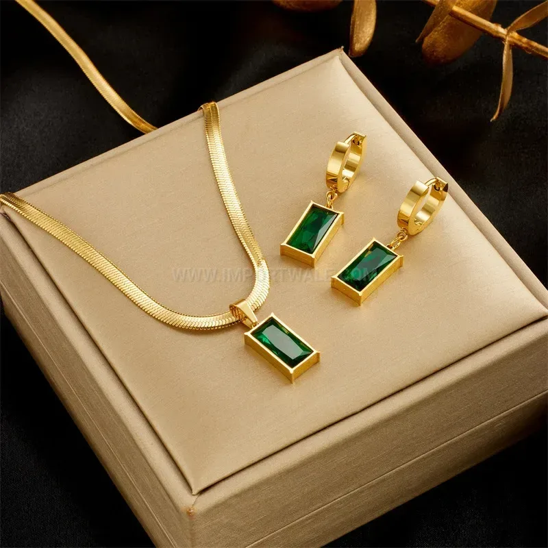 Premium Titanium Steel Emerald Zircon Pendant Snake Chain Necklace