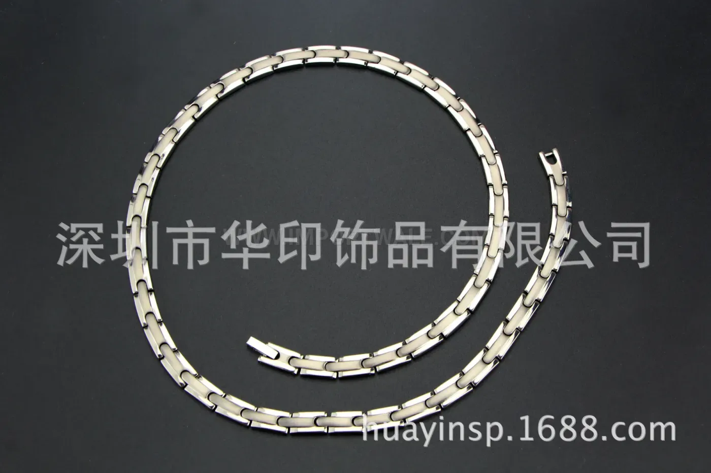 Modern Minimalist Titanium Magnetic Germanium Link Necklace