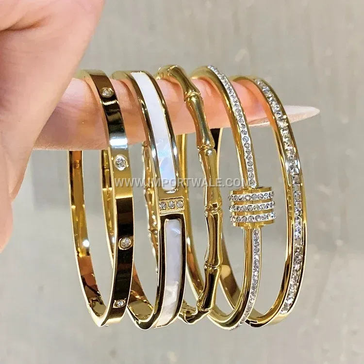 Tricolor Faux Leather Studded Wrap Bracelet with Magnetic Clasp