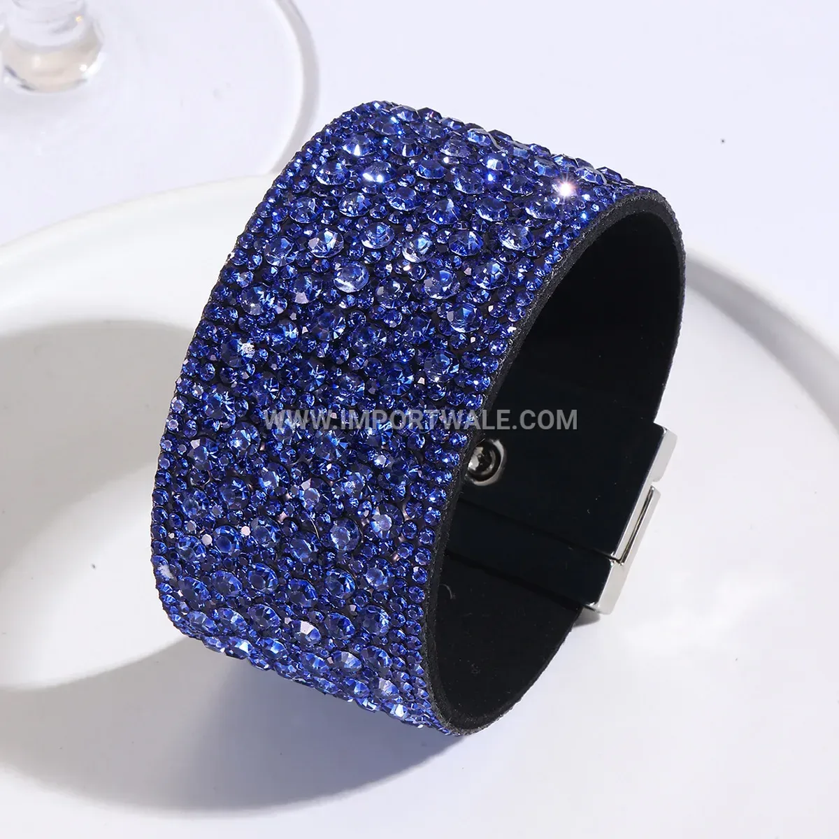 Bohemian Multi-Layer Leather Cord Heart Bracelet With Magnetic Clasp