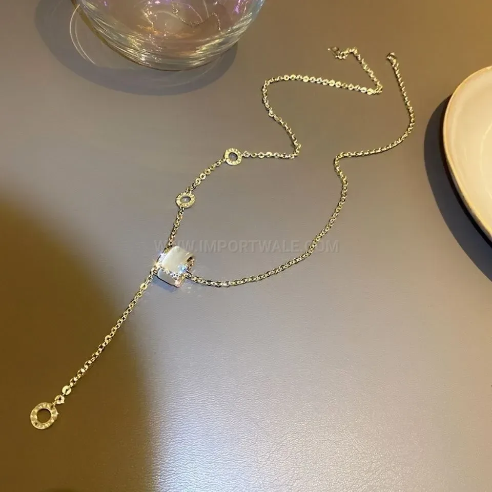 Bold Rhinestone Cat Eye Cylinder Tassel Pendant Stainless Steel Necklace