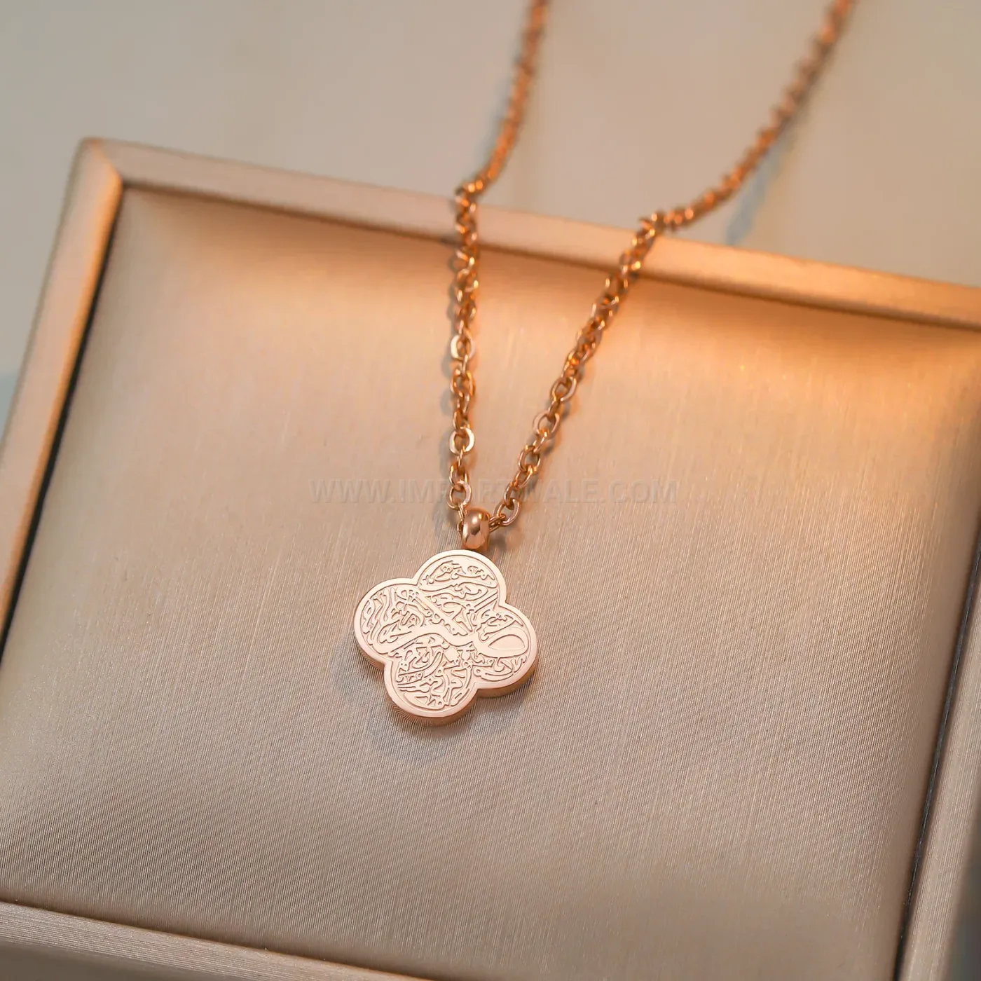 Fashion Plated Stainless Steel Clover Islamic Symbol Pendant Necklace For Women
