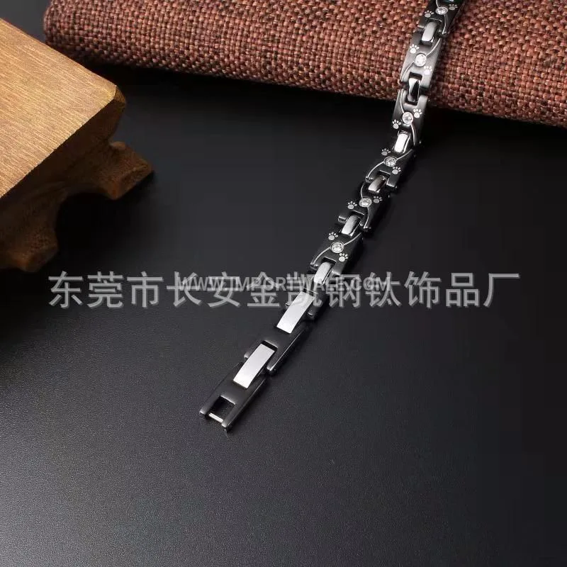 Women's Sleek Bio Magnetic Titanium Steel Chain Bracelet