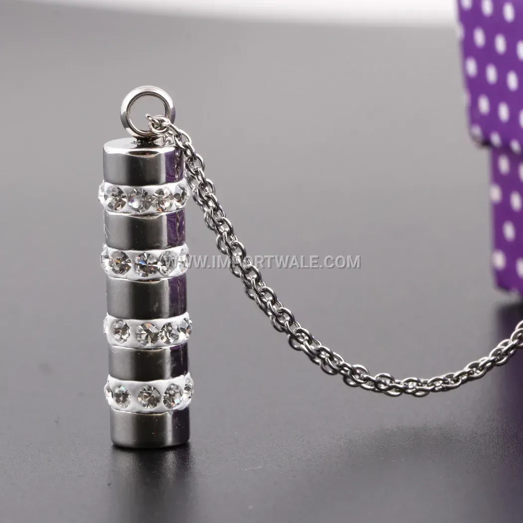 Rhinestone Circular Pendant Titanium Steel Chain Necklace