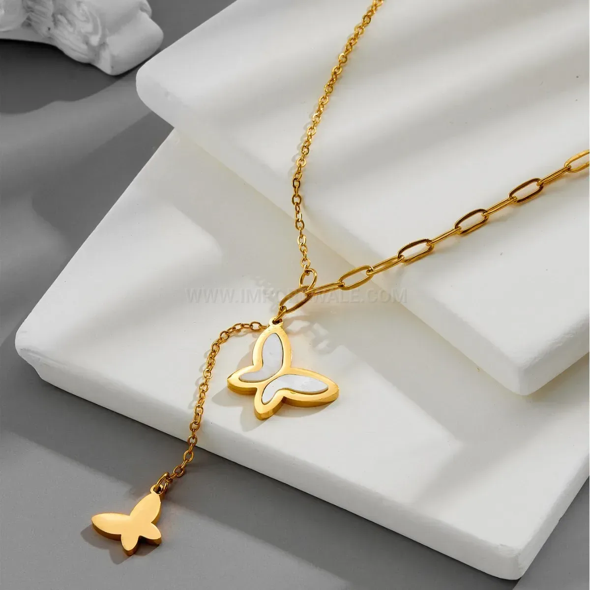 Premium White Shell Butterfly Tassel Pendant Titanium Steel Collar Necklace