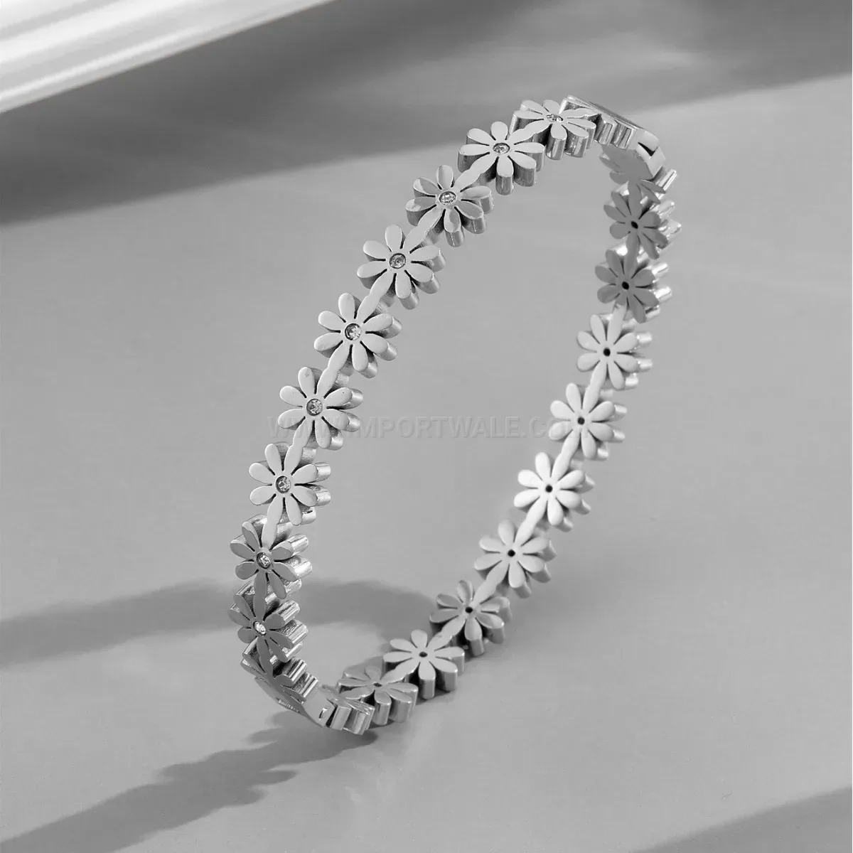 Classic Stainless Steel Daisy Flower Jewelry Set