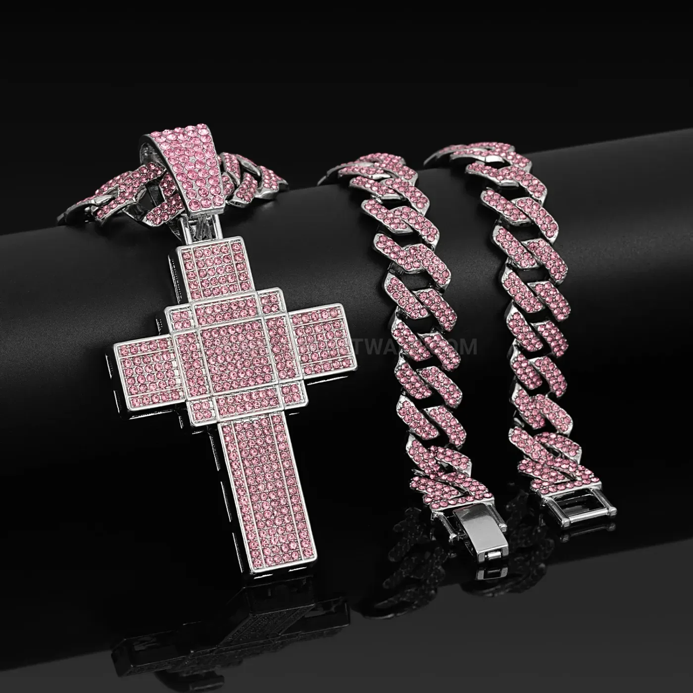 Pink Rhinestone Double Layer Cross Pendant Zinc Alloy Necklace