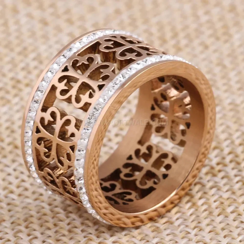 Hollow Four Leaf Clover Cutout Stainless Steel Band Ring