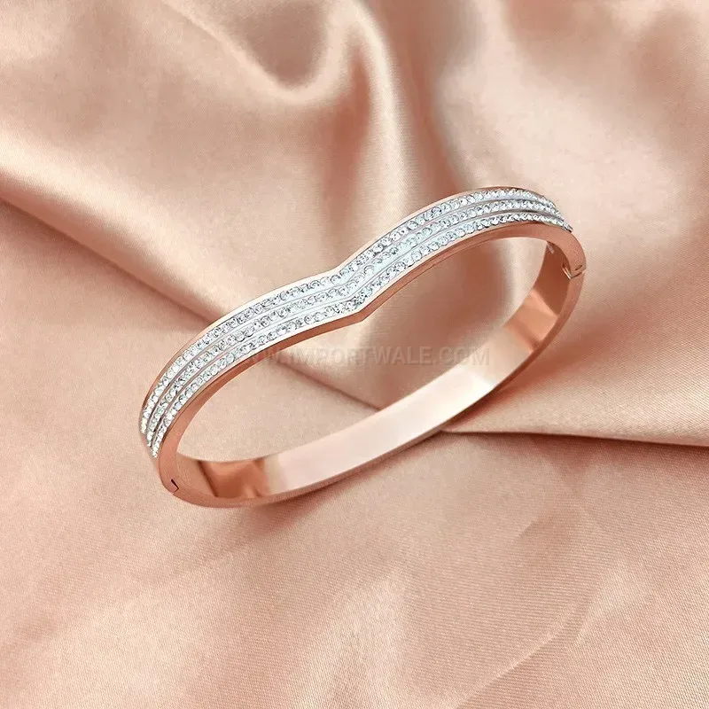 Fashion Triple Row Rhinestone V Shaped Titanium Steel Bangle