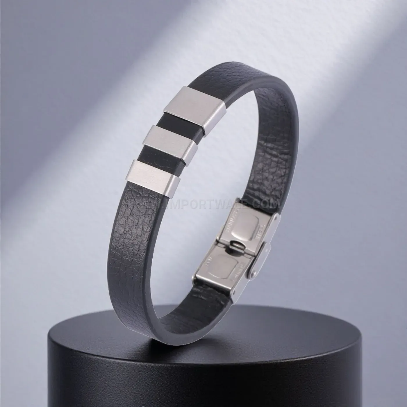 Minimalist Leather and Stainless Steel Accent Men's Bracelet
