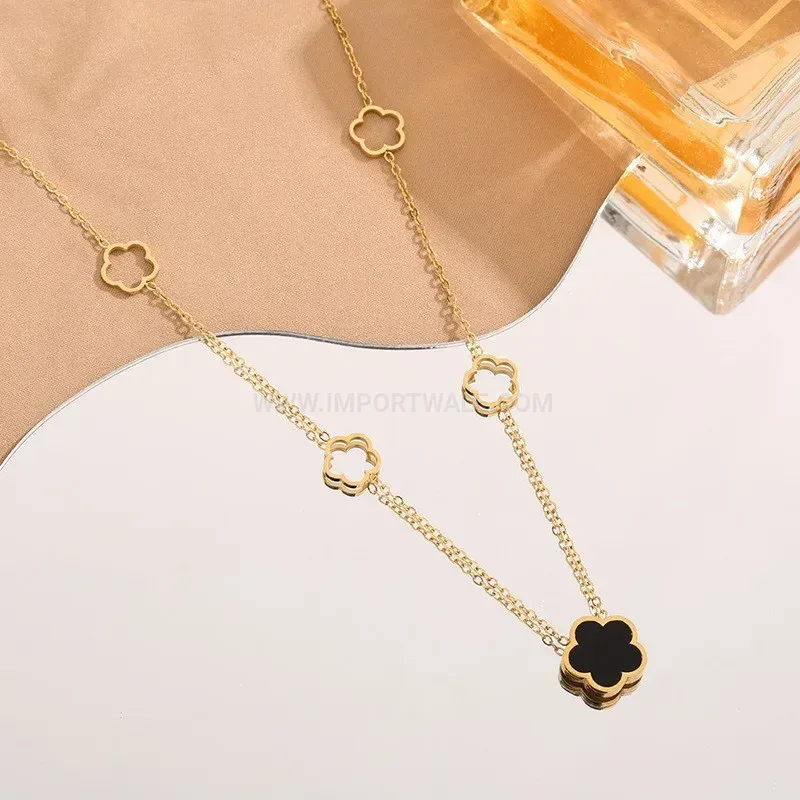 Premium Titanium Steel Five Leaf Clover Floral Jewelry Set