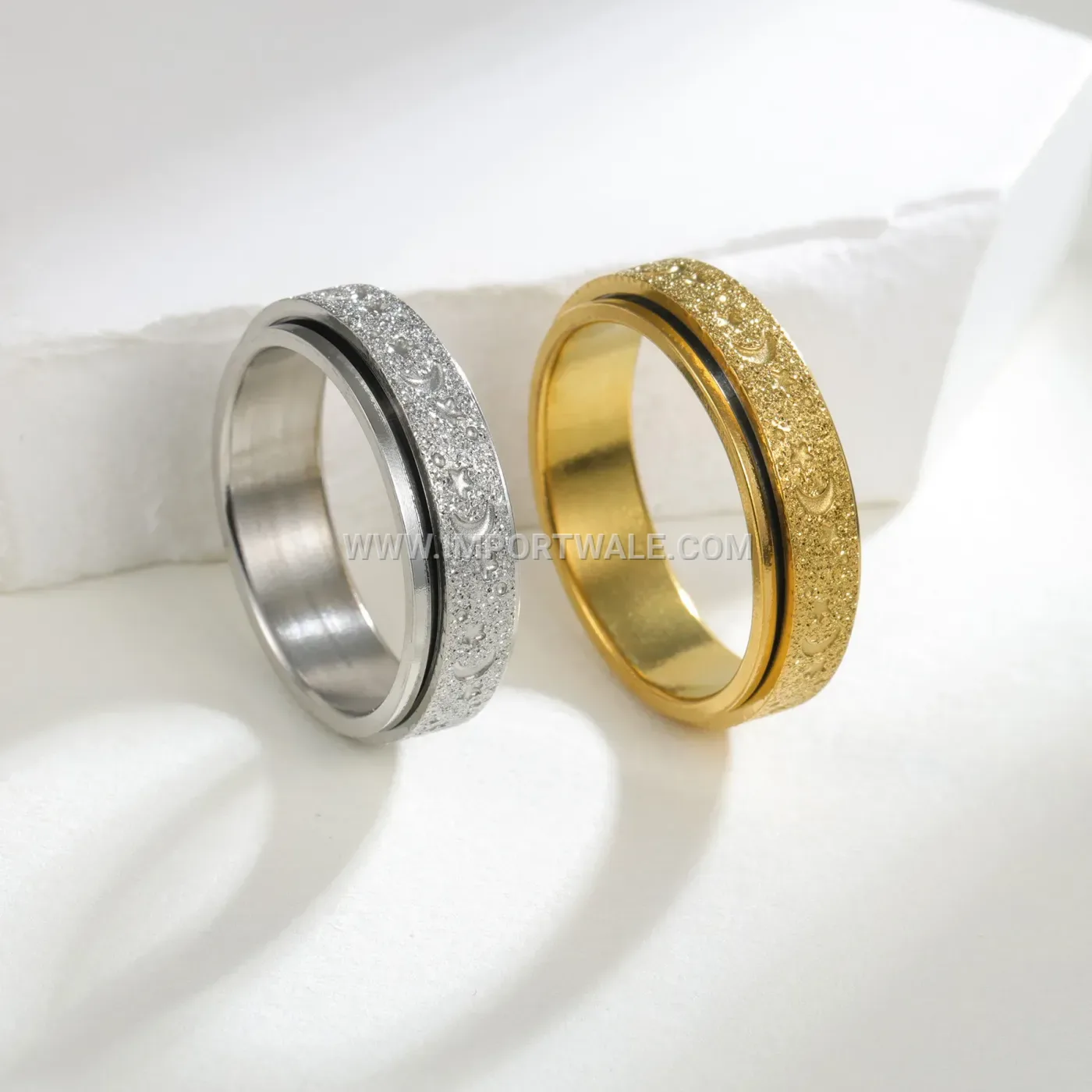 Frosted Stainless Steel Rotatable Spinner Band Ring
