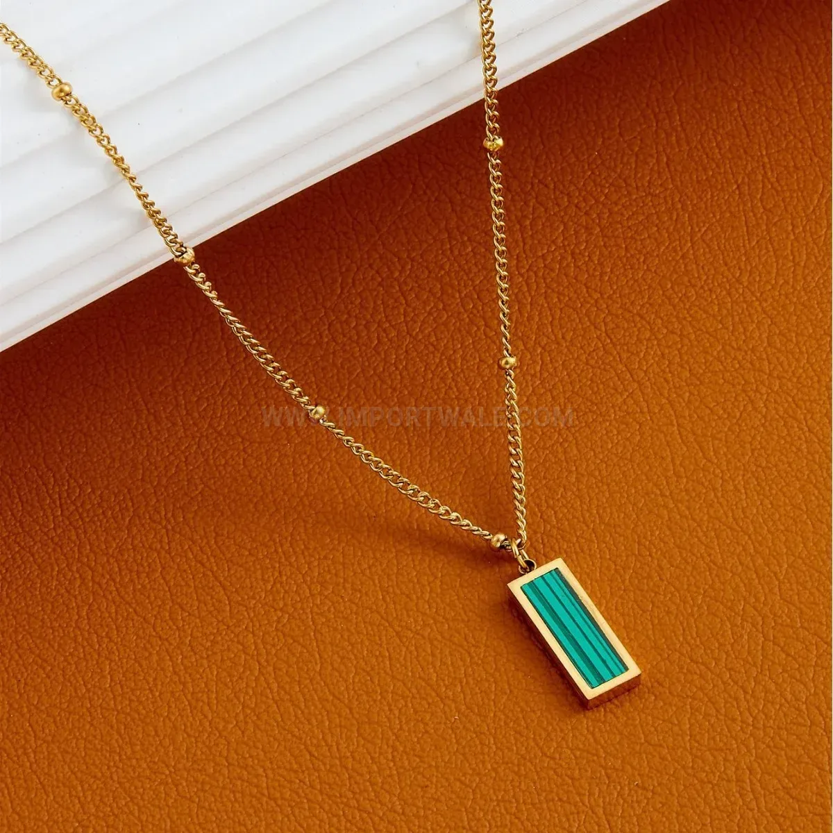 Modern Shell Inlay Titanium Steel Collar Necklace