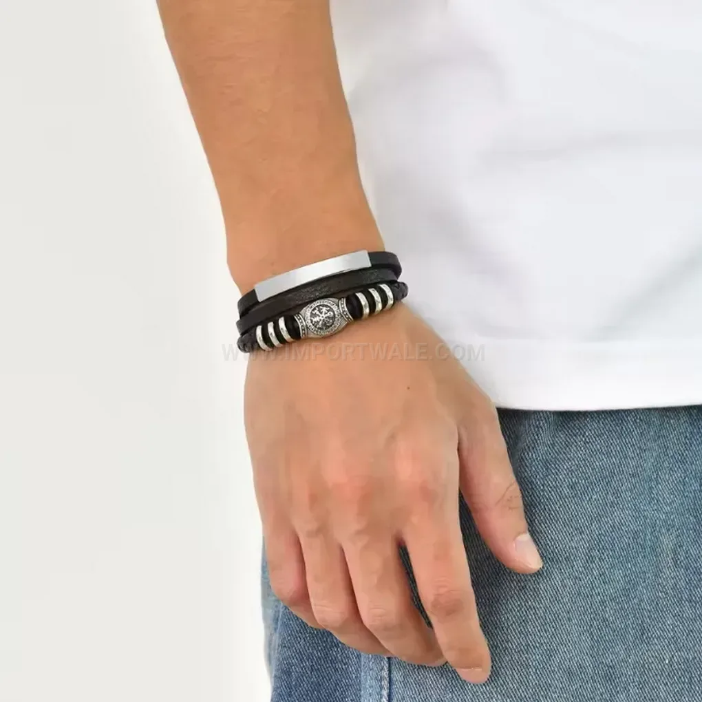 Trendy Triple Layer Patterned PU Leather Wristband With Magnetic Alloy Closure
