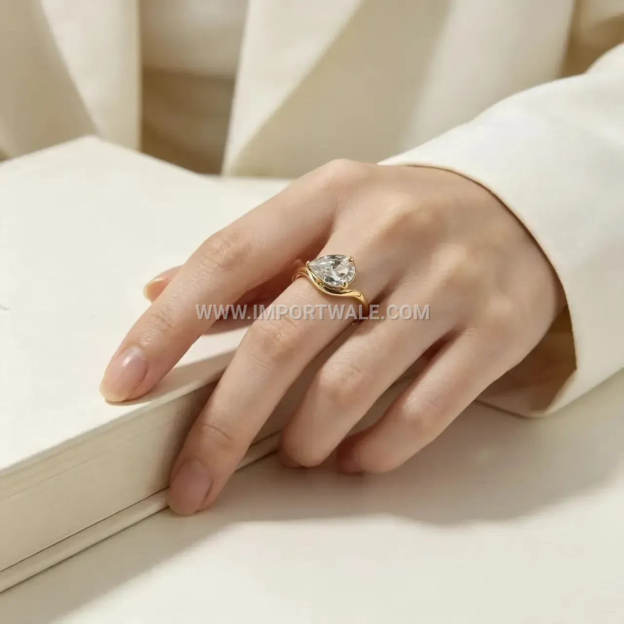 Teardrop Zircon Inlaid 316L Stainless Steel Ring
