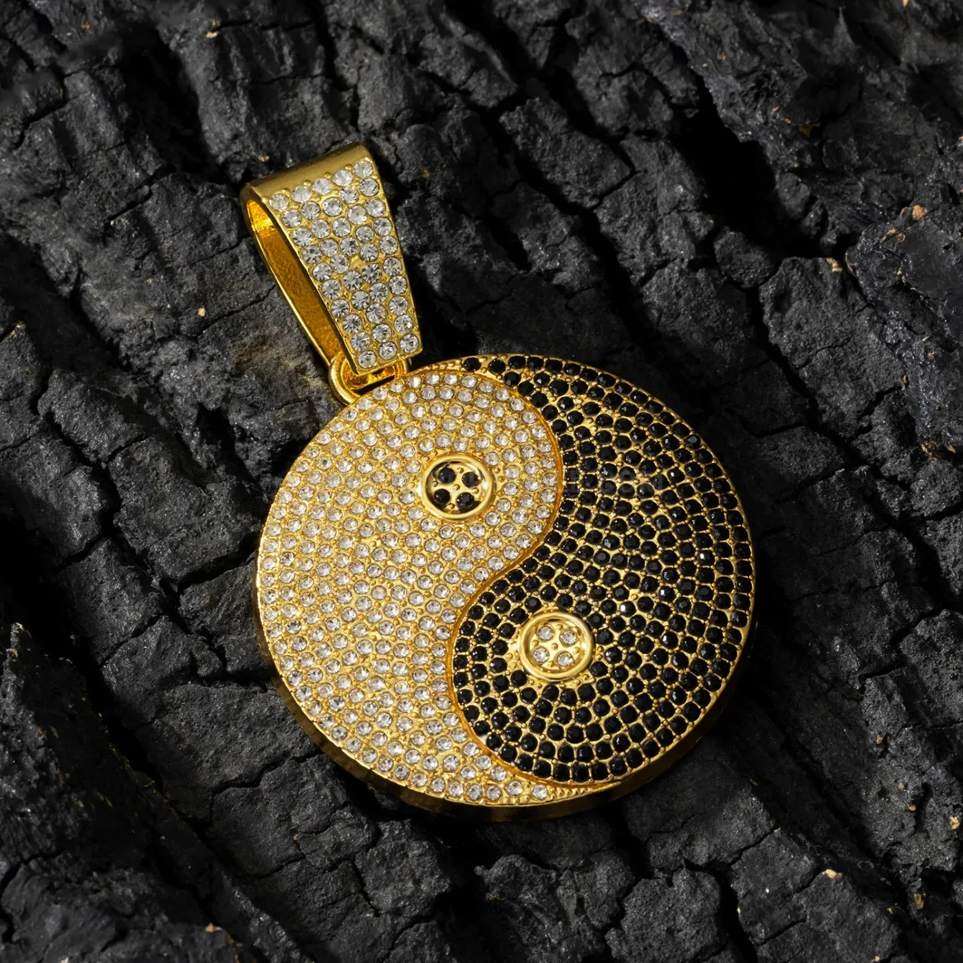 Iced Out Tai Chi Symbol Alloy Hip Hop Pendant