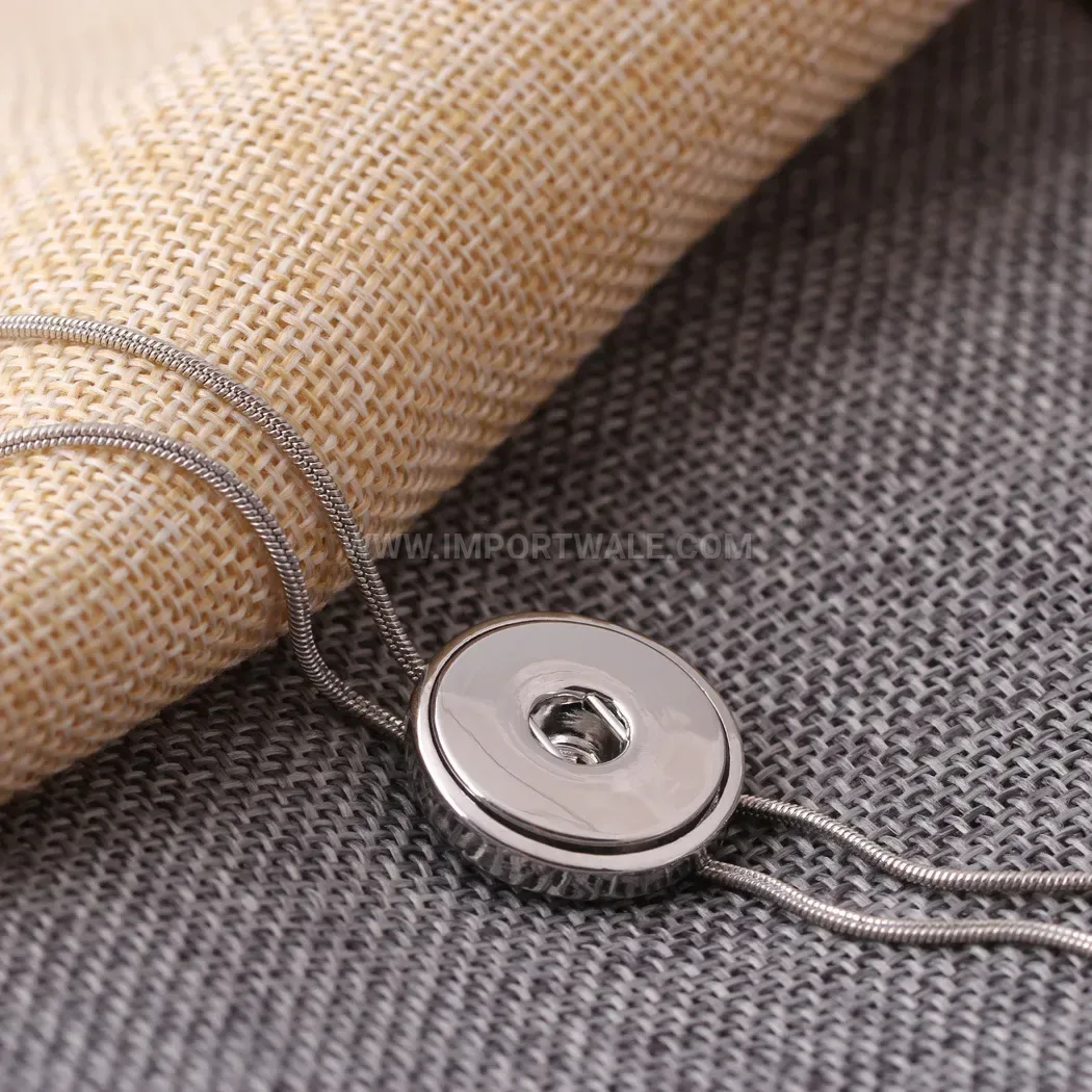 Geometric Zinc Alloy Retractable Snap Button Round Pendant Necklace
