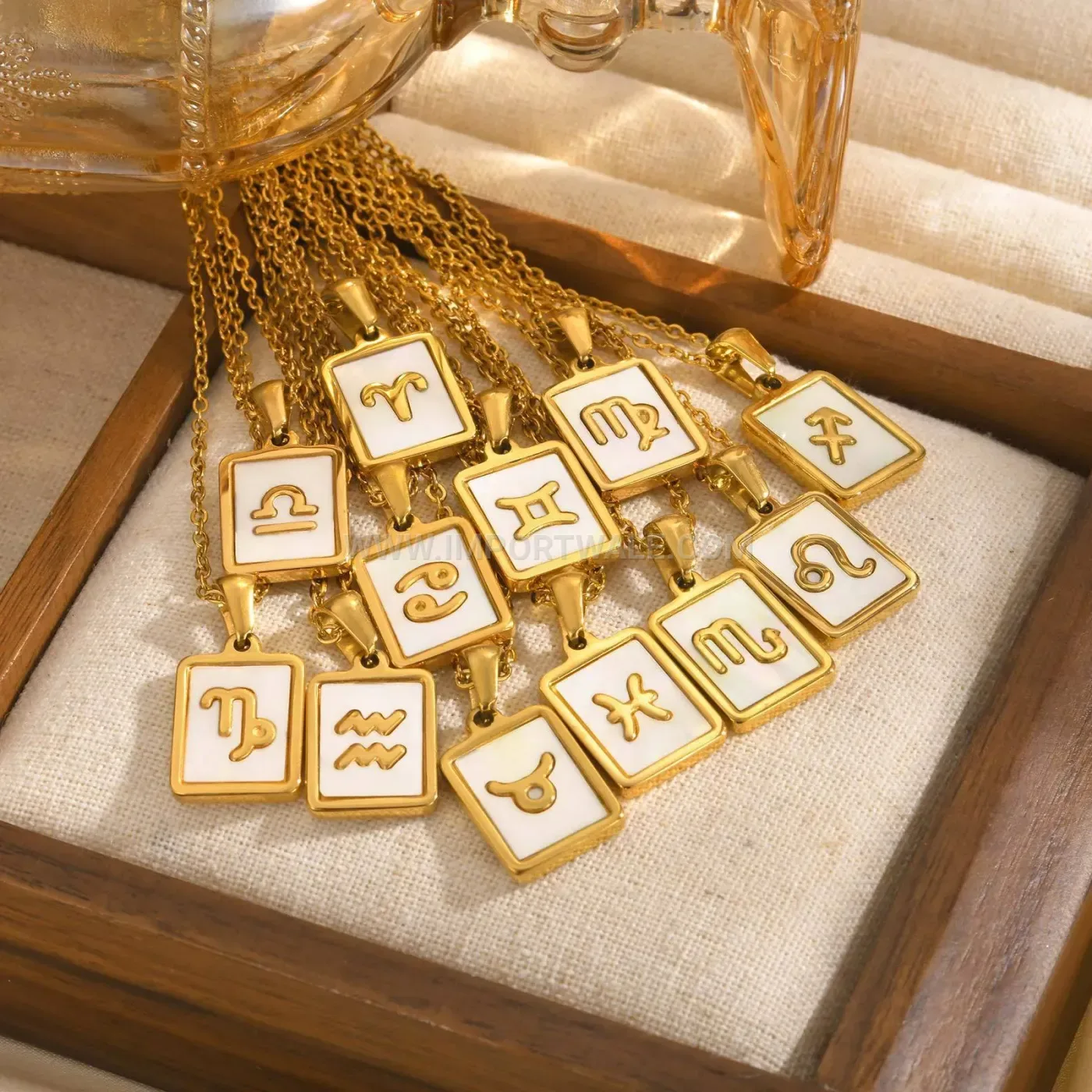 Zodiac Shell Inlay 18K Gold Plated Stainless Steel Collar Necklace