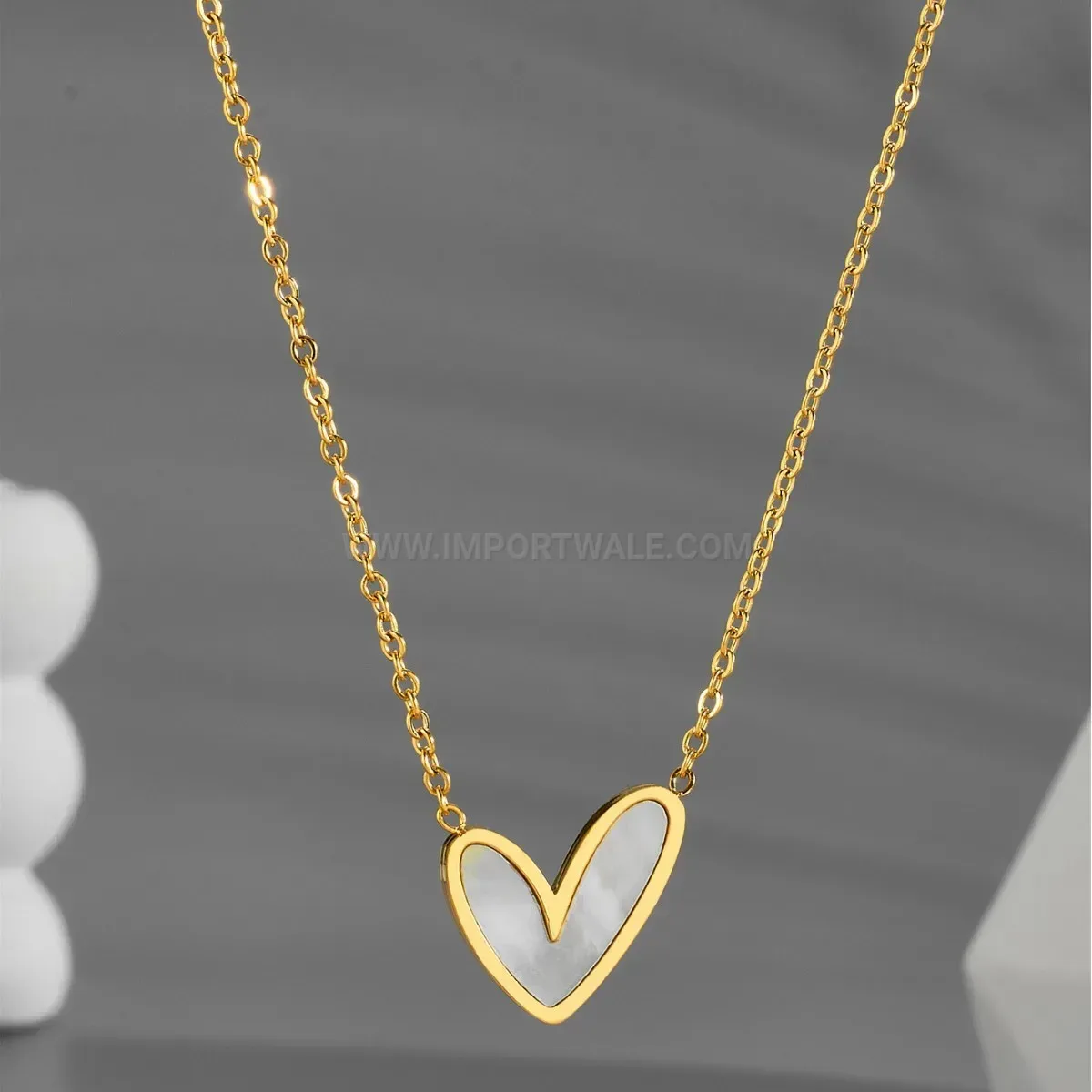 Stylish White Shell Heart Pendant Titanium Steel Layered Collar Necklace