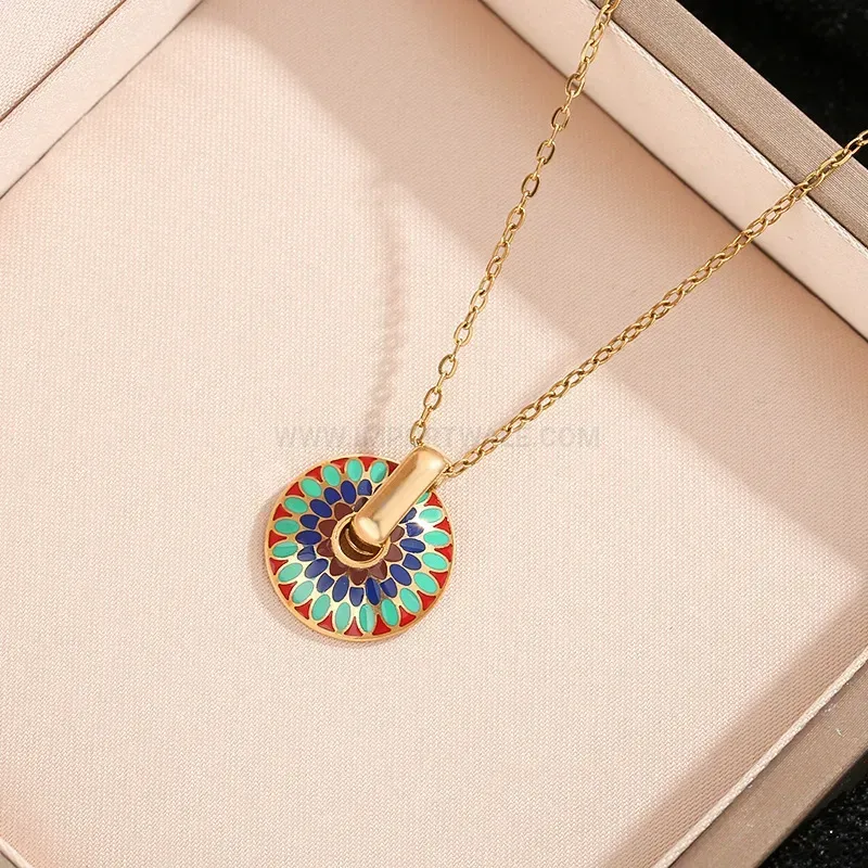 Vintage Enamel Daisy Pattern Titanium Steel Chain Pendant Necklace