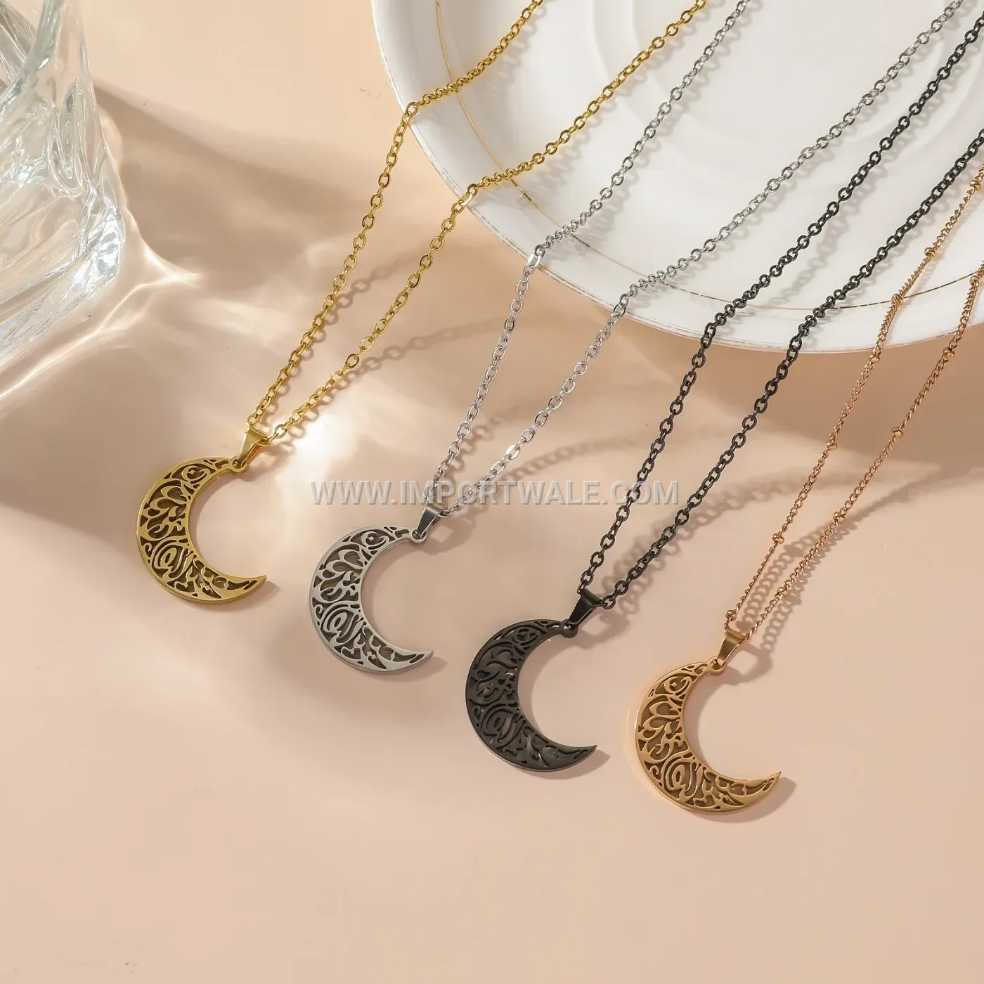 Stainless Steel Hollow Moon Ayatul Kursi Calligraphy Pendant Necklace