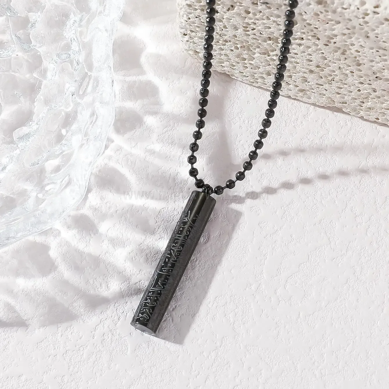 Chic Cylindrical Stainless Steel Ayatul Kursi Calligraphy Pendant Necklace