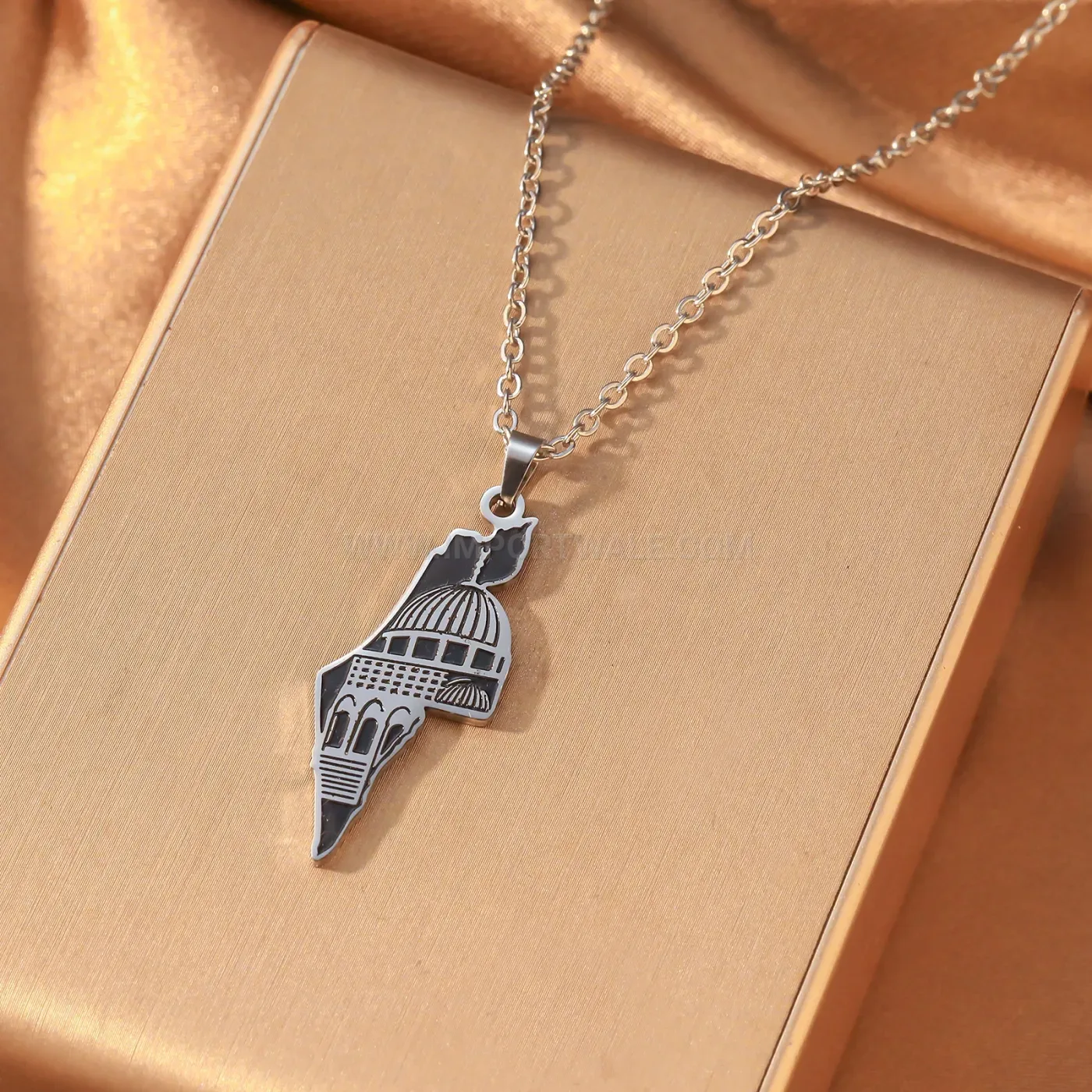 Stainless Steel Jerusalem Map Dome Of The Rock Pendant Necklace