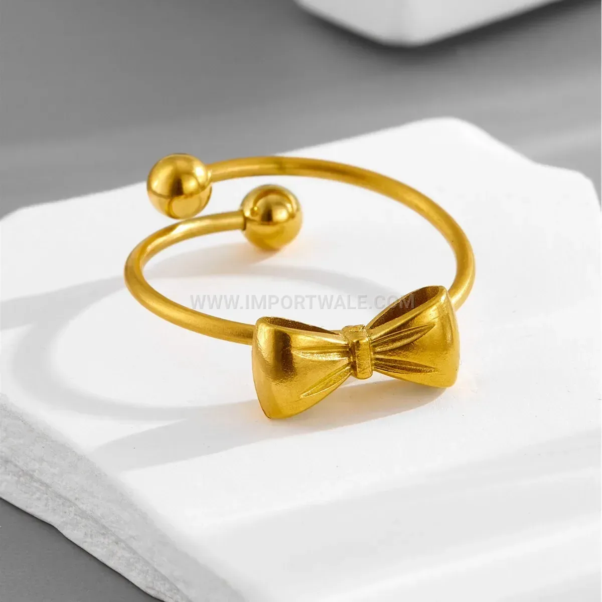 Delicate Bow Titanium Steel Adjustable Ring