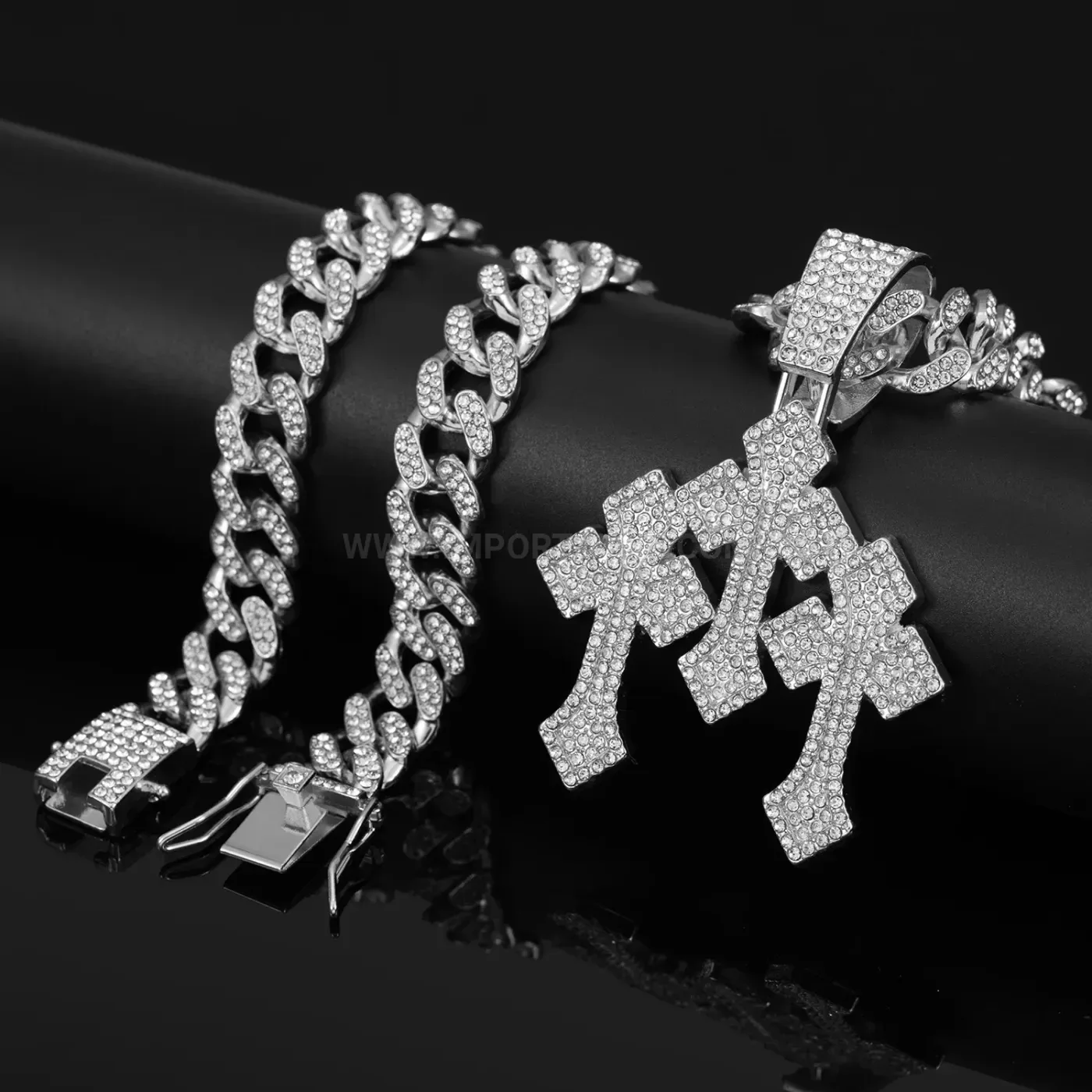 Iced Out Alloy Three Arrow Cross Hip Hop Pendant Necklace