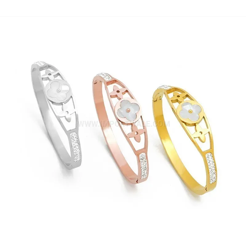 Stylish Four-Leaf Clover Crystal Stainless Steel Bangle Bracelet