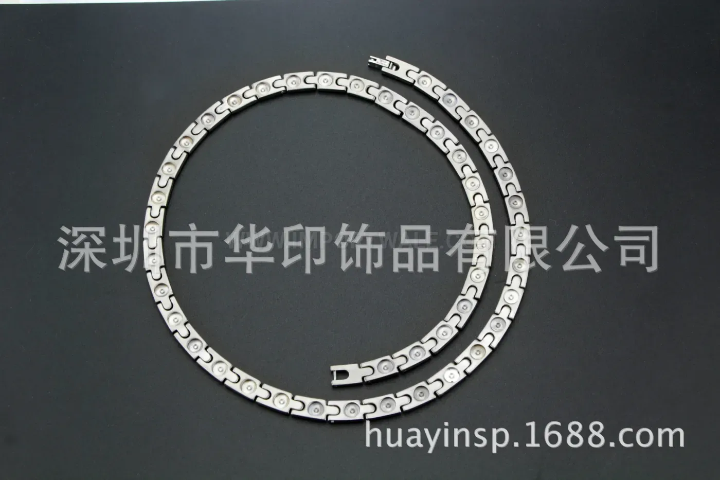 Modern Minimalist Titanium Magnetic Germanium Link Necklace