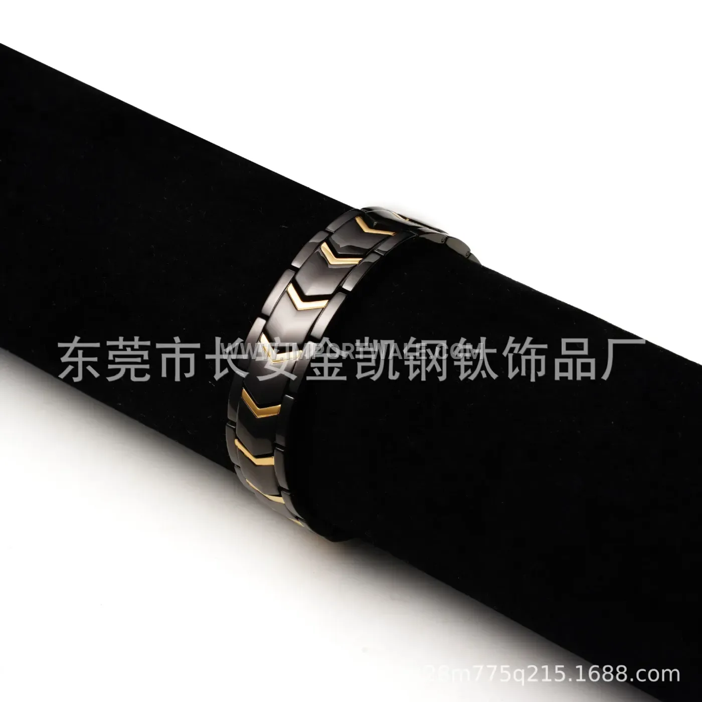 Men's Titanium Steel M-Letter Magnetic Bracelet in Black and Gold