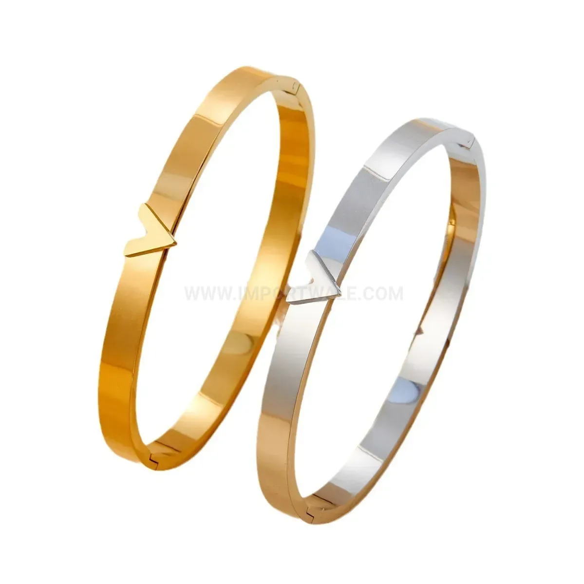 Sleek V Accent Smooth Titanium Steel Bangle