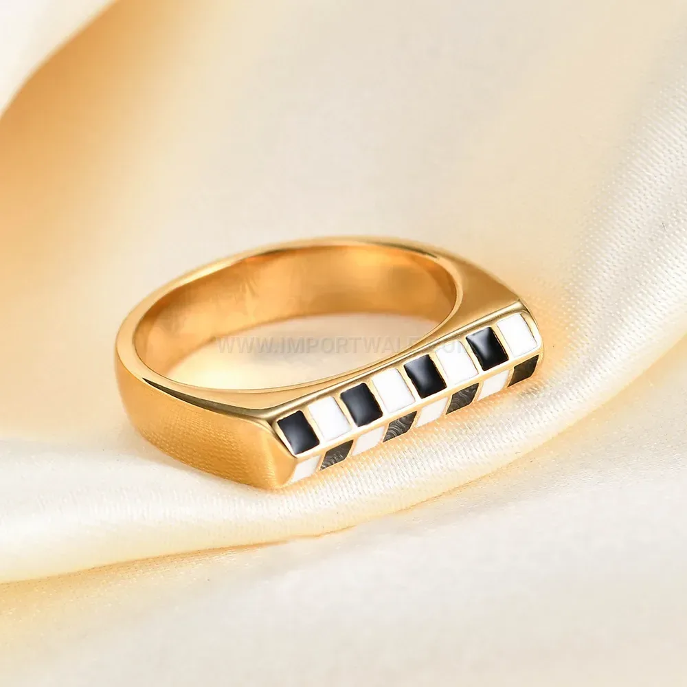 Beveled Edge Checkerboard Stainless Steel Statement Ring