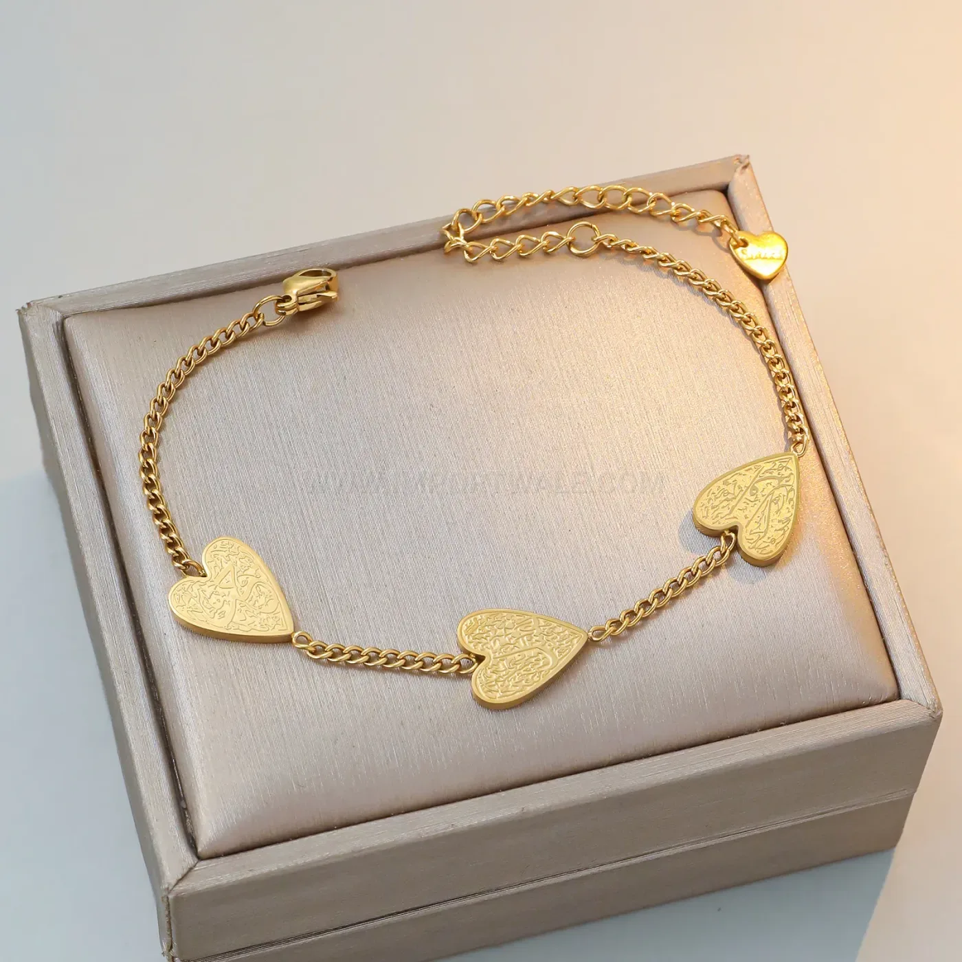 18K Gold Plated Stainless Steel Heart Arabic Calligraphy Bracelet