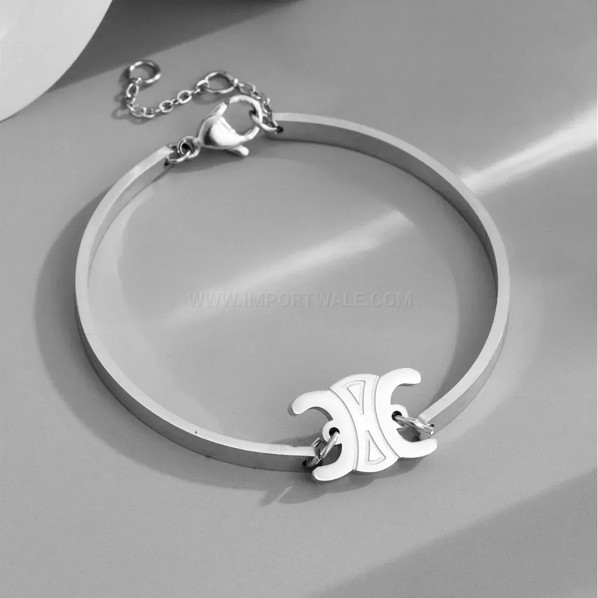 Stylish Vintage Arc de Triomphe Titanium Steel Letter Bracelet