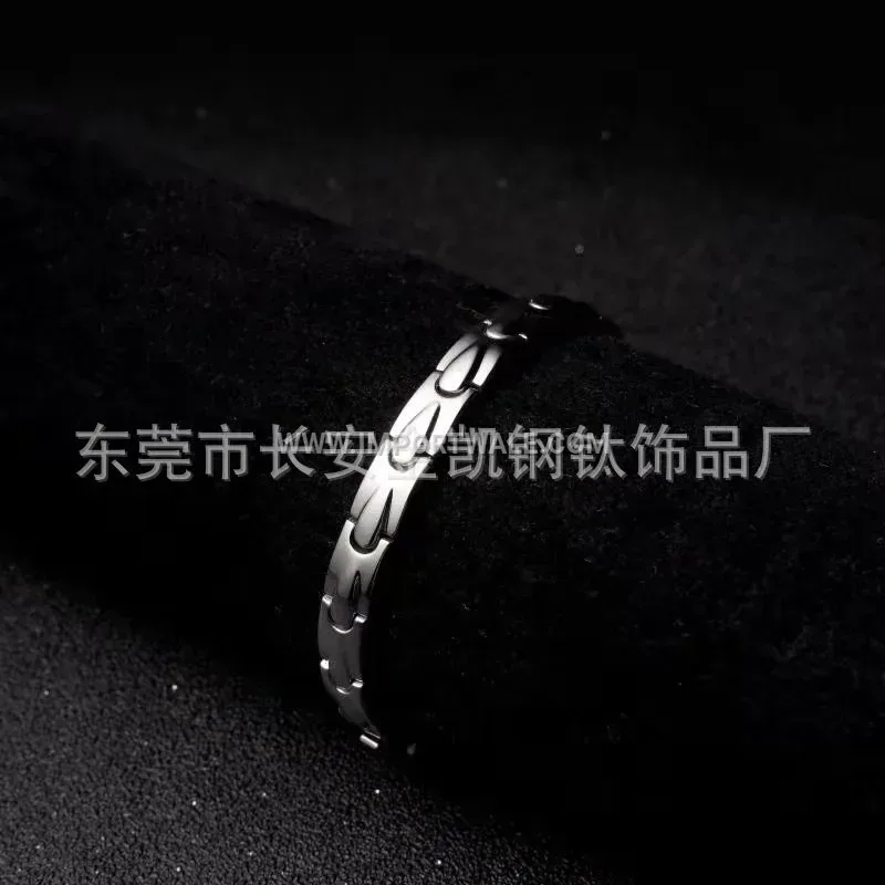 Teardrop Link Titanium Steel Magnetic Bio Bracelet