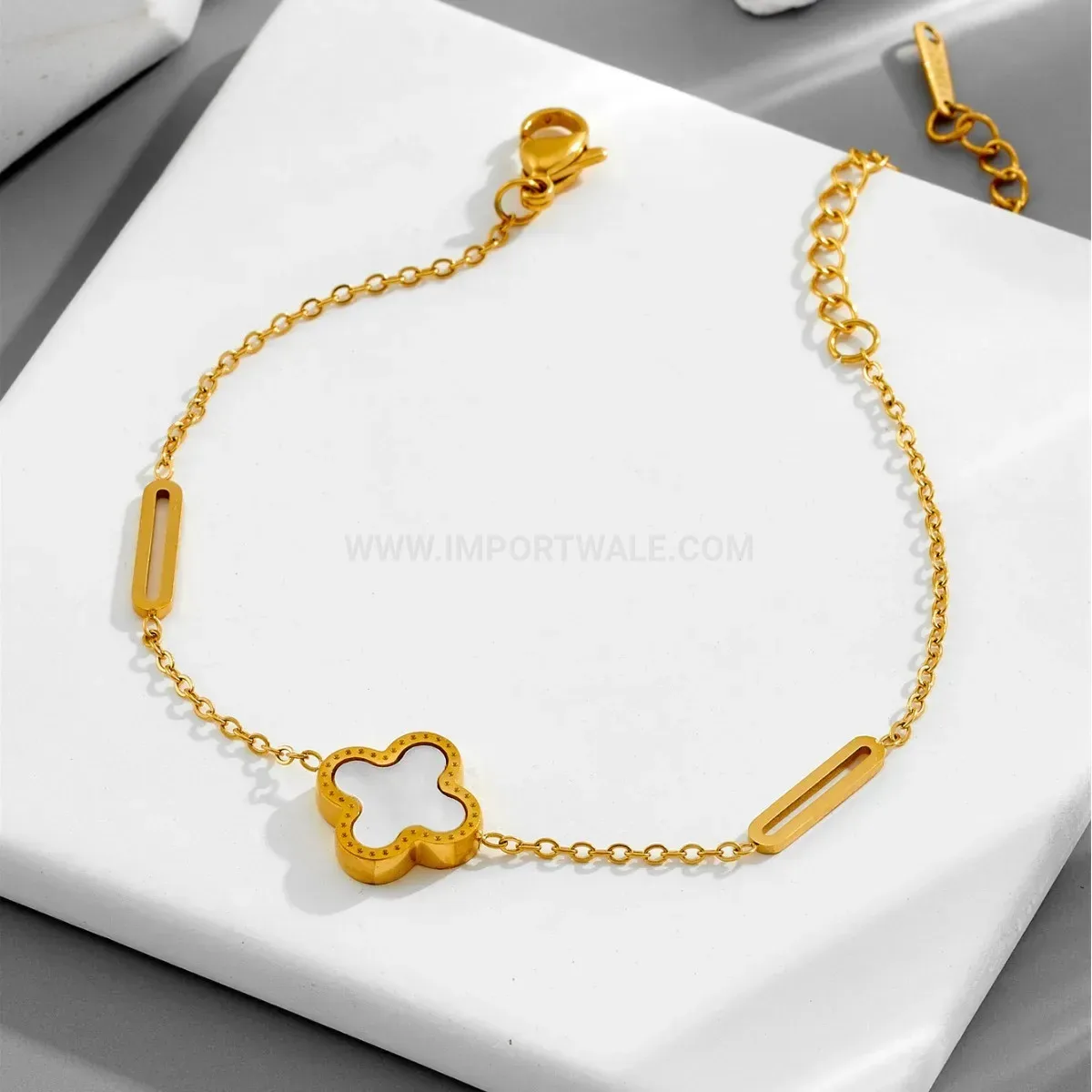 Bold Double Sided Four Leaf Clover Titanium Steel Bangle