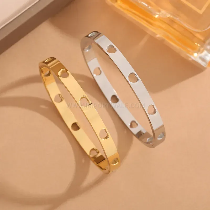 Cutout Heart Clasp Stainless Steel Bangle Bracelet