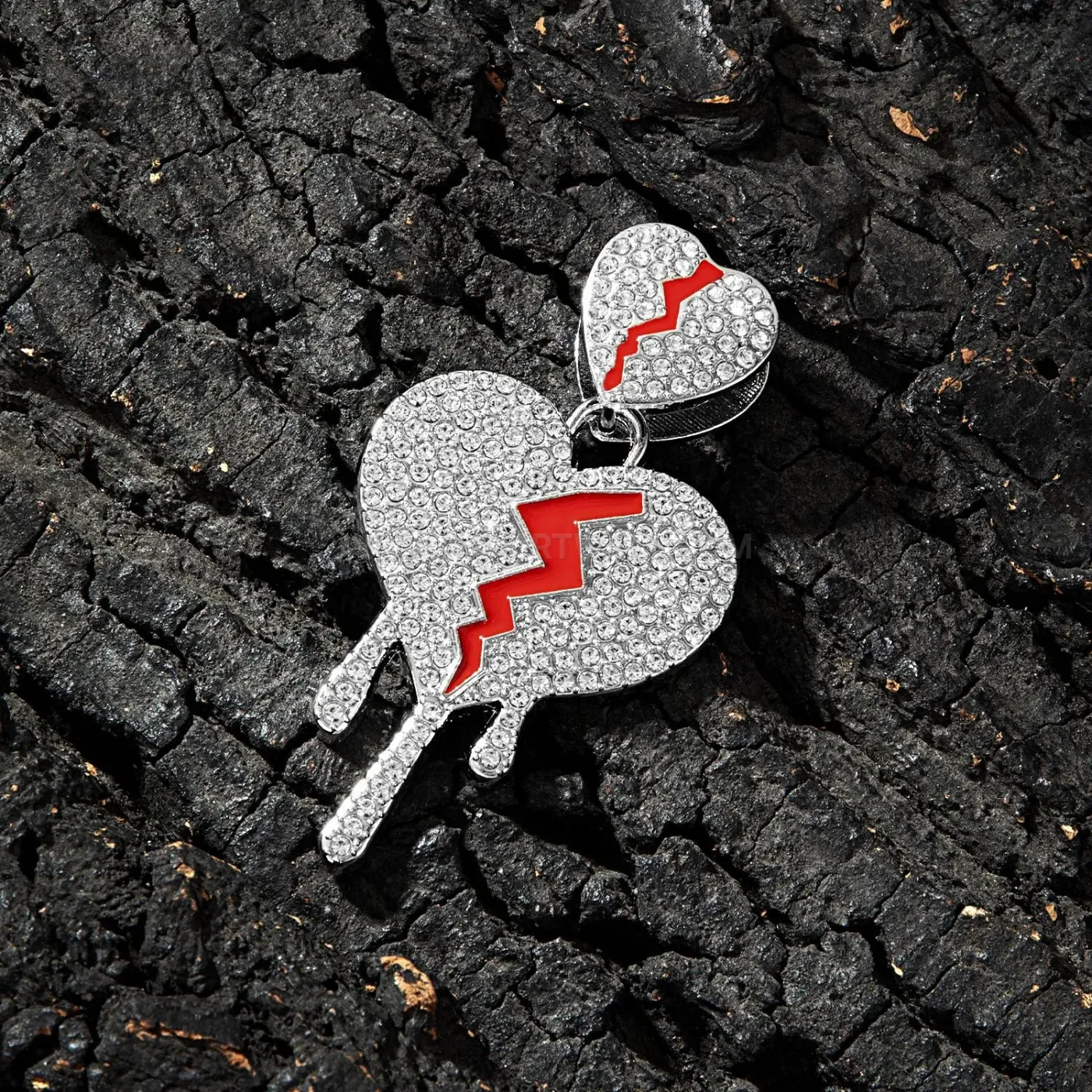 Bold Broken Heart Zinc Alloy Pendant Necklace with Cuban Chain