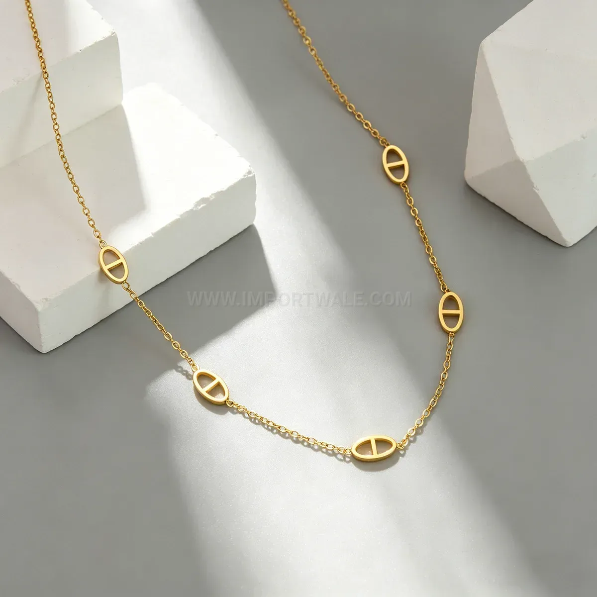 Classic Pig Nose Link Gold-Plated Stainless Steel O-Chain Necklace